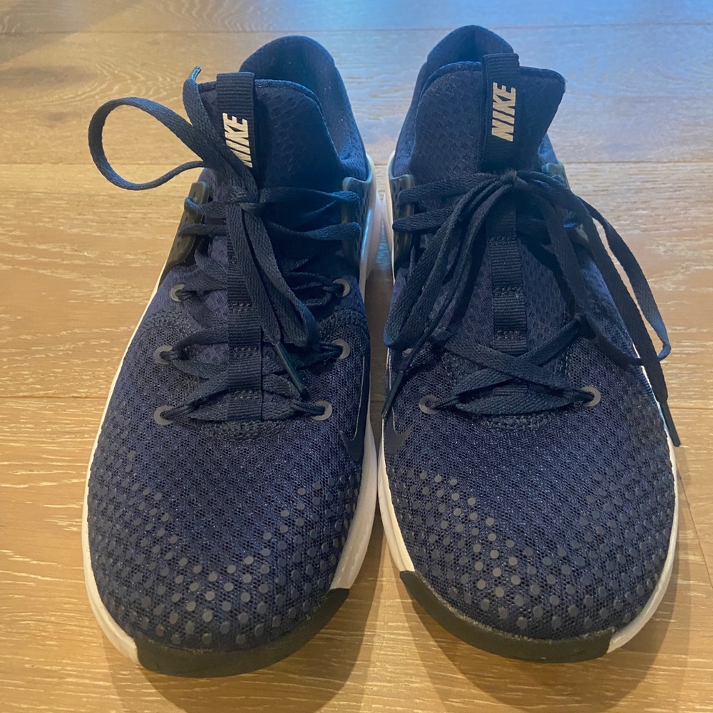 Navy size 9 Nike Trainers Train Run cross training Athletic Sneakers Shoes Cloth